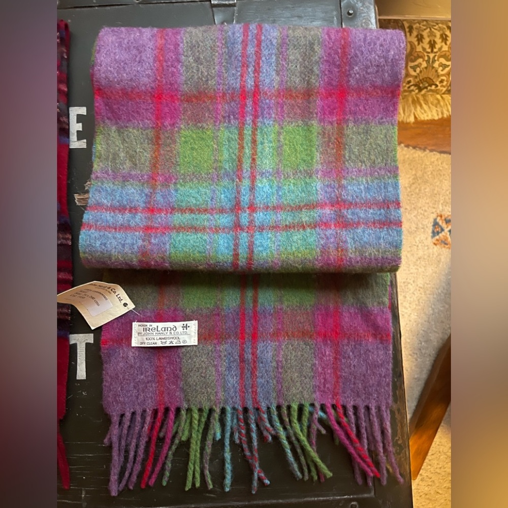 John Hanly scarf. 100% lambswool. Made in Ireland